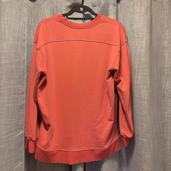 Lululemon perfectly oversized crew Size 6, fits oversized 4 and perfectly 8 - Picture 4 of 5